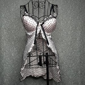 NWT Nordstrom In Bloom by Jonquil Silky Lingerie L